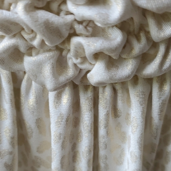 New Directions Cream And Mettalic Gold Ruched Neckline  Tank Top - Picture 6 of 10